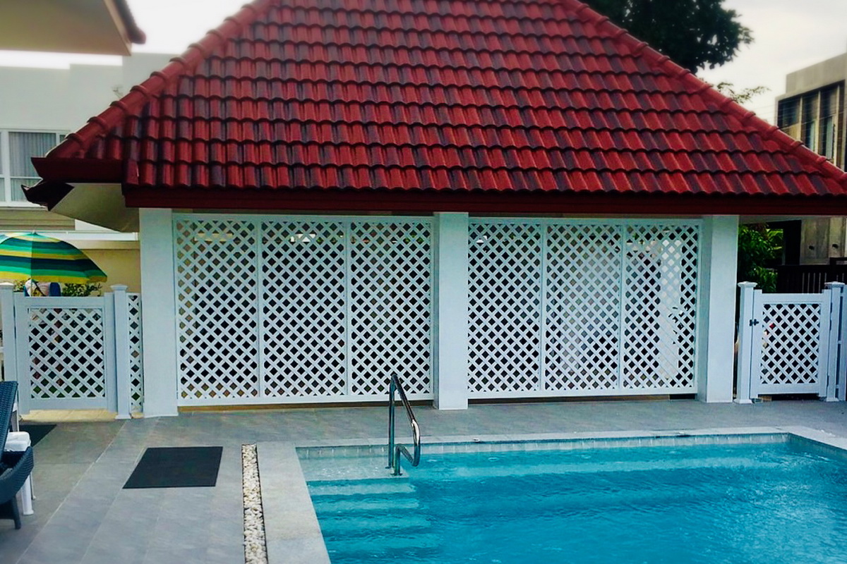 แผงระแนงไวนิล ระแนงบังตาสำเร็จรูป upvc